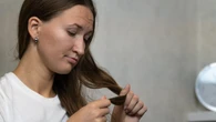 Poprosiłaś o refleksy, a wyszła tęcza? Masz prawo do reklamacji. "Fryzjer będzie musiał"