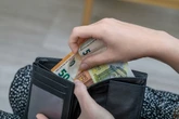 Ile pieniÄdzy dostaje piÄcioosobowa niepracujÄca rodzina w Niemczech? "Szlachta nie pĹaci"