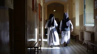 Po 8 latach zrzuciła habit. Opowiedziała, jak wyglądał "zwykły dzień" siostry zakonnej