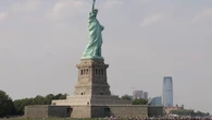 Polacy juĹź nie marzÄ o Ĺźyciu za oceanem. Te kierunki na emigracjÄ wybierajÄ czÄĹciej niĹź USA