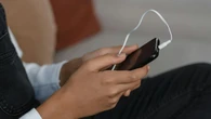Bateria w telefonie krĂłtko trzyma? Jeden bĹÄd skraca jej ĹźywotnoĹÄ