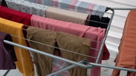 PiorÄ ubrania po kaĹźdym zaĹoĹźeniu. Nie wszyscy to rozumiejÄ. "PoczuĹam siÄ bardzo brudno"