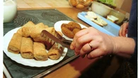 Ciasto naleśnikowe na krokiety, które nie pęka? To nie mąka jest kluczowa. O jednym zapominasz