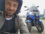 Czy Piaggio MP3 310 Sport sam utrzymuje równowagę? Postanowiłem rozwiać wątpliwości
