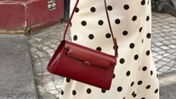 Wielka wyprzedaĹź skĂłrzanych torebek wĹaĹnie ruszyĹa - ten model juĹź podbija trendy