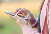 Wystarczy kilka sekund. Jak sprawdzić, do kogo należy numer telefonu?