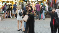 Arabska turystka weszła do sklepu na Krupówkach i zostawiła 800 zł. Sprzedawca zdradził, co kupiła