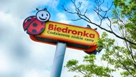 Teraz nawet 50% taniej - porcelana z Biedronki podbija polskie stoły. A co na to Homla?