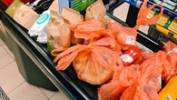 Ceny żywności "drenują portfele". Niemal co drugi Polak będzie oszczędzać przed Wielkanocą