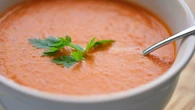 Nie musisz zagęszczać zupy śmietaną. Jest dietetyczna alternatywa. Ma tylko 36 kcal w 100 g