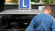 Prawo jazdy nie dla kaĹźdego. Kto nie wsiÄdzie za kierownicÄ? Nie tylko egzamin siÄ liczy