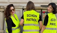 Dziennikarki wĹoĹźyĹy odblaskowe kamizelki i zrobiĹy "SchĂśn Patrol". "Jedyny sĹuszny"
