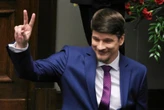 Daniel Nawrocki z partnerką na nowym zdjęciu. Posypały się komentarze