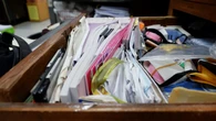 Skarb w szufladzie ze starymi papierami. "Relikt PRL-u" moĹźe byÄ wart wiÄcej, niĹź myĹlisz