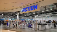 Niezbędnik na wakacyjne wyjazdy pojawił się w Action za 65 zł - idealny do auta i samolotu. A w Kazar?