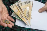 ZUS wypłaca ci do 2052,39 zł emerytury? Dorzuci 500 zł co miesiąc! Jest jeden warunek