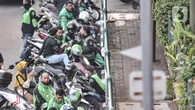 Riset: Ojol dan Taksi Online Sumbang Rp 565 Triliun ke PDB
