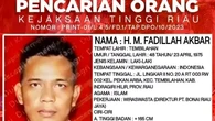 Kejati Riau Sebar Foto Tersangka Korupsi Pembangunan Jembatan Sungai Enok