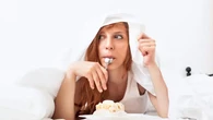 4 Alasan Tak Terduga Mengapa Anda Merasa Lapar Saat Bangun Tidur