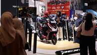 New Honda PCX160 Jadi Idola Konsumen IIMS 2025, Terpesan 156 Unit