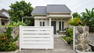 8 Inspirasi Gerbang Rumah Kecil dengan Desain Simpel Tapi Berkelas, Estetik dan Kokoh