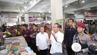 Jokowi Pamit ke Masyarakat Saat Kunjungi Pasar Delimas Deli Serdang: 1,5 Bulan Lagi Sudah ...