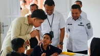 Tinjau Sekolah Rakyat di Pekanbaru, Gibran Ajak Siswa Raih Cita-Cita dan Banggakan Orangtu...
