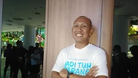 Oki Rengga Jadi Pawang Hujan di Film Jadi Tuh Barang, Rela Basah-basahan Sampai Dini Hari