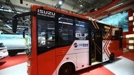 Debut di GIIAS 2025, Isuzu ELF NQR B Siap Jadi Andalan Baru Transjakarta