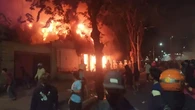 Sisi Barat Gedung Negara Grahadi Surabaya Dibakar Massa Demonstran, Printer Dijarah