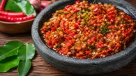 Resep Sambal Daun Jeruk yang Harum untuk Stok Seminggu, Lengkap dengan Tips Tetap Awet dan...