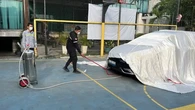 Jangan Sembarangan, Ini yang Wajib Kamu Lakukan Jika Baterai Mobil Listrik Terbakar