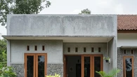 8 Desain Kombinasi Batu Alam dan Semen Kasar yang Bikin Rumah Kampung Lebih Menawan dan Mo...