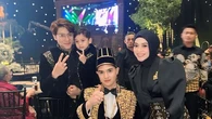 Model Blouse Lengan Balon ala Lesti Kejora di Kondangan Al Ghazali, Gaya Elegan yang Cocok...