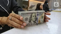 Rupiah Melemah ke Rp 16.617, Kurs Dolar Perkasa Dampak Ekspektasi Suku Bunga The Fed