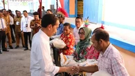 Jokowi Janji Lanjutkan Bantuan Pangan Beras 10 Kg Tahun Depan, Tapi Ada Syaratnya