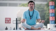 5 Potret Anjasmara Olahraha Yoga, Tampak Awet Muda di Usia Hampir Kepala Lima