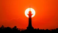 Tak Tersentuh Fasilitas Kesehatan Layak, Mereka 'Pergi' Dalam Sunyi