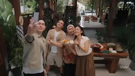 Intip Aksi Dian Sastro dkk Jelajahi Kuliner Tempo Dulu Yogyakarta di Galaxy Quest of Indon...