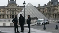 Museum Louvre Dibobol, Perhiasan Tak Ternilai Harganya Dibawa Kabur dalam 7 Menit