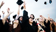 BBA Gelar Apa? Pahami Pengertian, Kurikulum, Prospek Karir, dan Perbedaannya dengan MBA