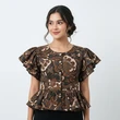 Kesalahan saat Pakai Dress Batik yang Bikin Penampilan Jadi Tua, Kamu Pernah?