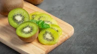 8 Makanan dan Minuman Lezat yang Bantu Kamu Tidur Lebih Nyenyak