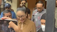 Barang Bukti Kasus Nikita Mirzani Diungkap Polisi: 8 Ponsel, 1 Unit Mobil Hingga Uang Rp3,...