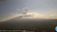 Gunung Semeru Erupsi, Tinggi Letusan Capai 1 Kilometer
