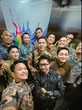 7 Potret Raffi Ahmad dan Utusan Khusus Presiden Jelang HUT RI, Kompak Pakai Batik
