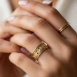 8 Tips Memilih Model Cincin Emas Layer untuk Stacking Ring, Inspirasi Tampil Harmonis dan ...