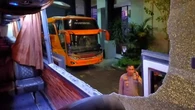 Suporter Persik Kediri Desak PSSI Beri Sanksi Tegas usai Bus Tim Dilempari Oknum Suporter ...