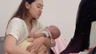 Memes Prameswari Bedakan Anak Kembarnya dari Warna Anting, Solusi Menghindari Panggilan Te...