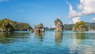 Teluk Triton, Permata Laut dari Kaimana Menyimpan Surga Bawah Air dan Tarian Paus di Ufuk ...